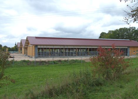 Neue Milchviehanlage im Bildungszentrum Triesdorf