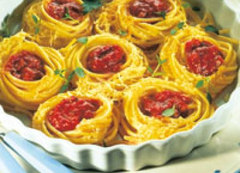 Scharfe Spaghetti-Nester