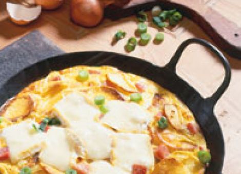 Bauernpfanne mit Schinken und Käse