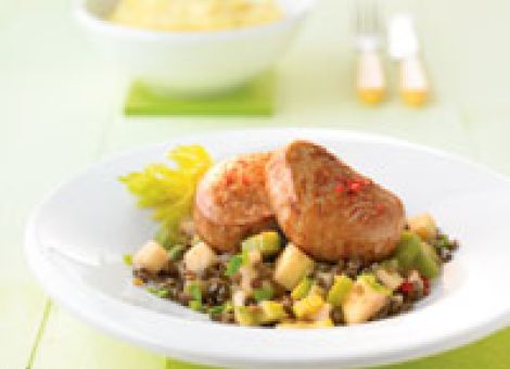 Schweinefilets auf Apfel-Linsen-Gemüse
