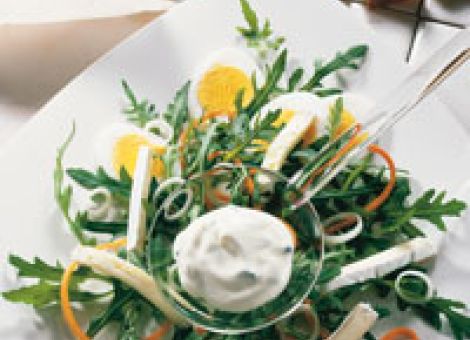 Rucola-Salat mit Rahm-Dressing