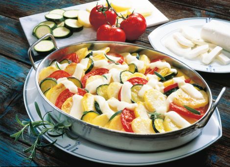 Kartoffel-Tomaten-Zucchini-Gratin