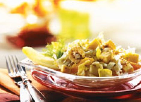 Chicoréesalat mit Birne, Fenchel, Orange