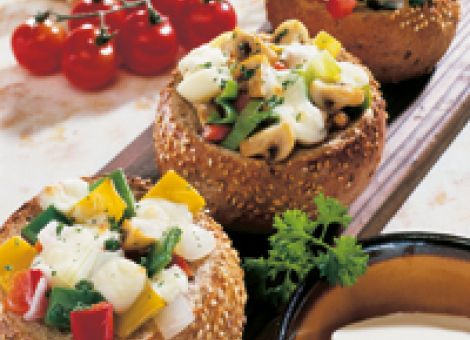 Gefüllte Partybrötchen 