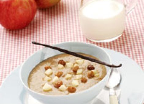 Süße Apfel-Brot-Suppe