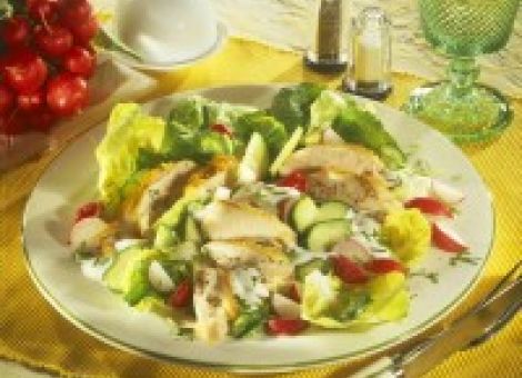Frischer Hähnchensalat