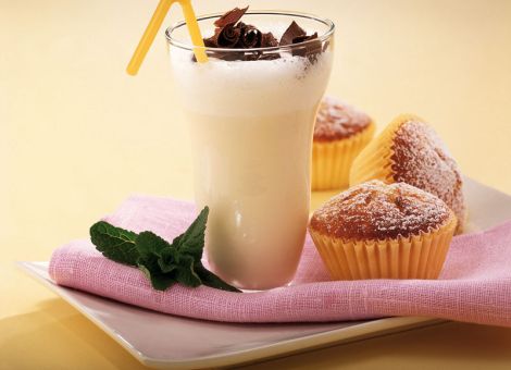 Weißer Schokoshake mit Minze