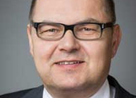 Schmidt verteidigt hohe Sozialausgaben im Agraretat