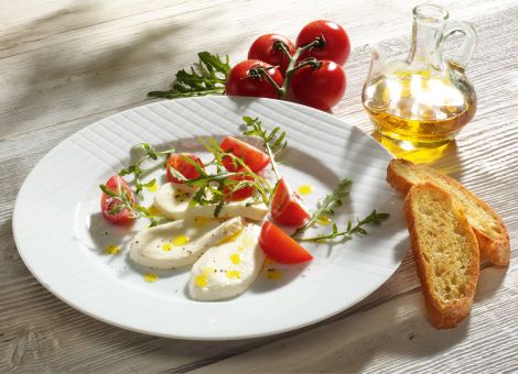 Insalata Caprese mit Rucola