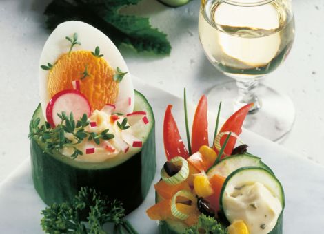 Gefüllte Party-Gurken