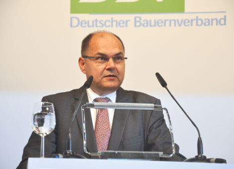 Schmidt will Tierschutz in die Mitte der Gesellschaft rücken