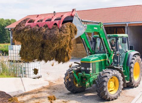 Was ist beim Verfüttern der Grassilagen 2014 zu beachten?