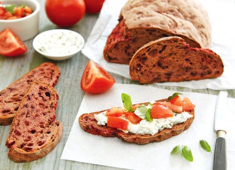 Rote-Beete-Hefeteigbrot 