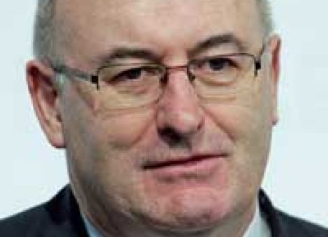 Hogan gibt Beihilfeempfängern 35 Tage Zeit für Änderungen