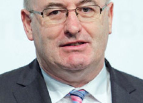 Hogan warnt britische Bauern vor EU-Austritt