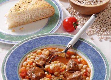 Bohnen-Tomaten-Topf mit Rindfleisch