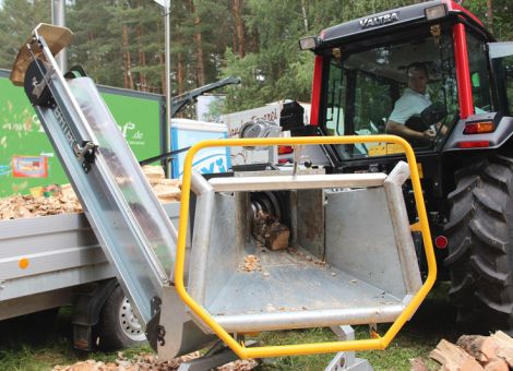 Nun kann Holz geschnitten werden