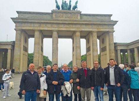 Politische Ziele besucht und Lage der Betriebe erörtert