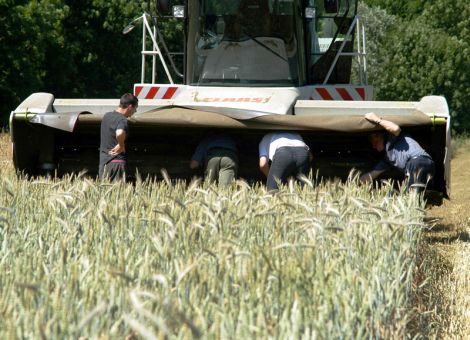 Mehr Sicherheit beim Umgang mit Feldhäckslern