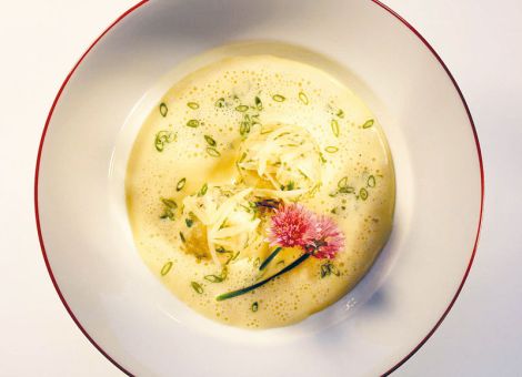 Biersuppe mit Kasknödel