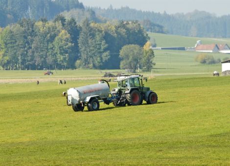 Herbstgülle nicht zu früh ausbringen
