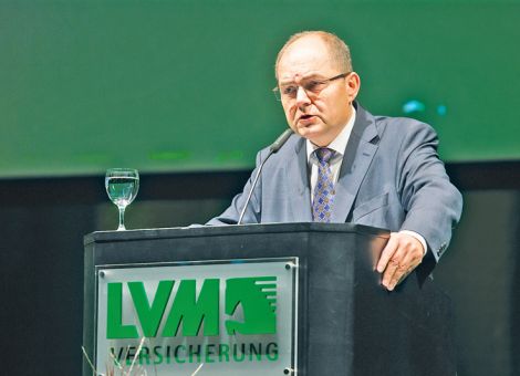 Schmidt will Landwirtschaft „in der Mitte der Gesellschaft“