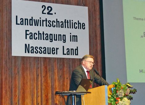 „Bauernland muss in Bauernhand bleiben“