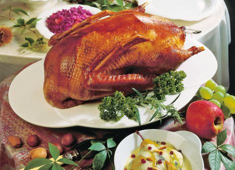Gefüllte Weihnachtsgans
