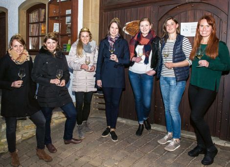 Deutsche Weinmajestäten auf Rheinhessen-Tour
