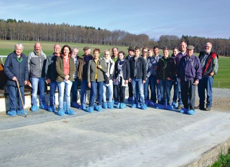 Leistungsstarke Milchbetriebe im Westerwald besichtigt