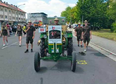 Landwirte beim Hessentagszug