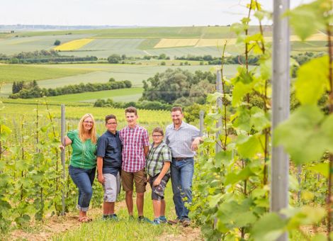 Die Familien brauchen Ihre Stimme, um zu gewinnen!