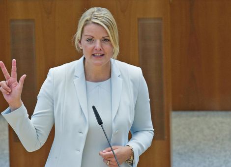 Stallbilder belasten NRW-Ministerin Schulze Föcking
