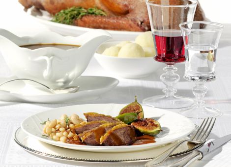 Rosmarin-Gänsebraten  mit Rotwein-Balsamico-Sauce