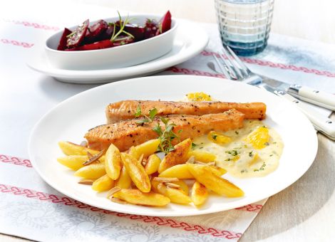 Schupfnudeln mit Orangen-Lachs