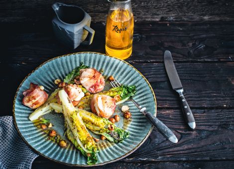 Gebratener Romanasalat  mit Camembert