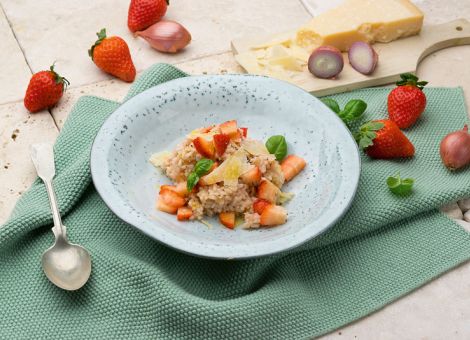 Erdbeer-Risotto mit Basilikum