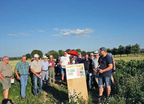 Sortenversuche zu Wintergerste und -weizen im Mittelpunkt
