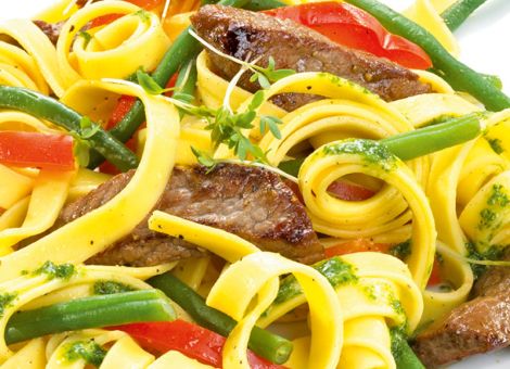 Sommerliches Nudelgericht