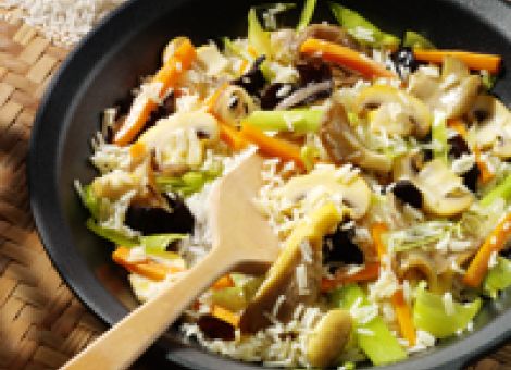 Reispfanne mit Pilzen