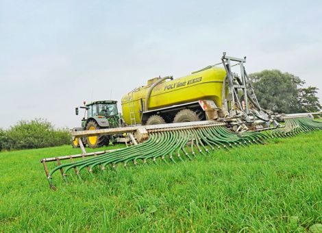 Über Acker und Wiese skaten