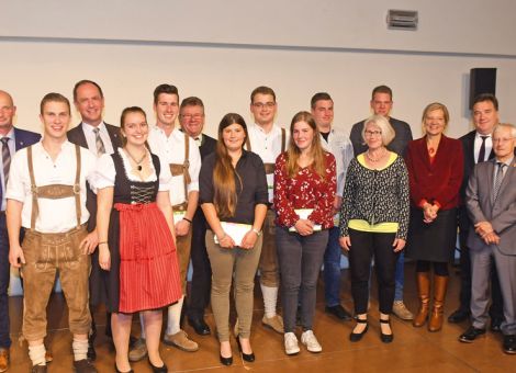Erntefazit, Tanz und Ehrungen beim Kreiserntedankfest