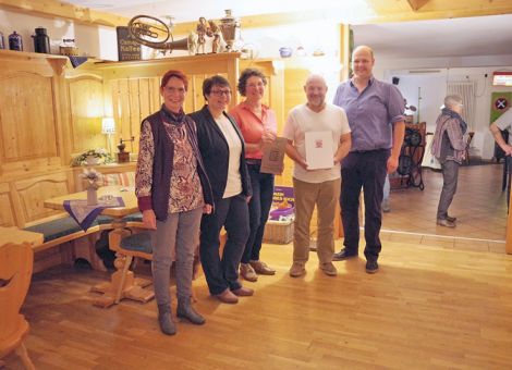 Hessischer Staatsehrenpreis an Familie Hensel überreicht