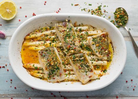 Gegrillter Zander  auf Ofenspargel