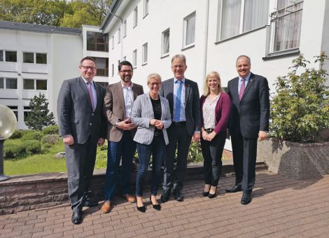 Informationsaustausch mit Lena Arnoldt