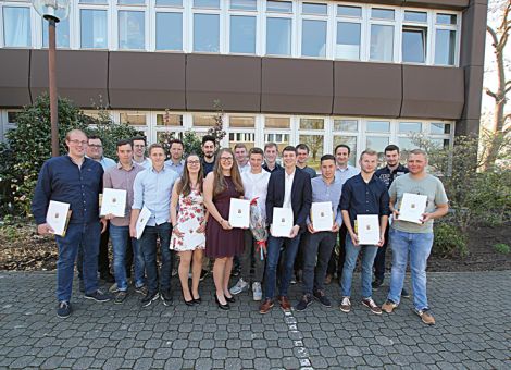 Abschlussfeier für Staatlich geprüfte Wirtschafter Weinbau