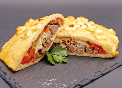 Calzone mit Rehfleisch