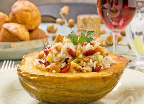 Kürbis mit  Apfel-Walnuss-Pilaw