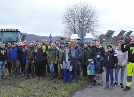 Infostände, Kundgebungen und Mahnfeuer in ganz Hessen