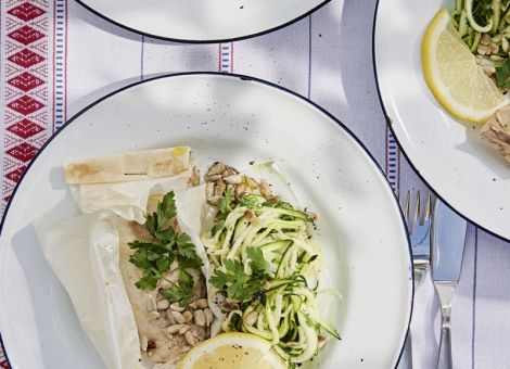 Sencha-Kabeljau im Pergament